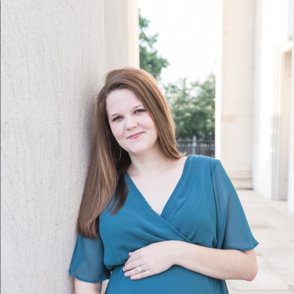 Meet your Posher, Emily - Picture 1 of 1